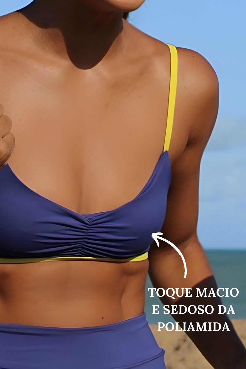 Top Fitness Alça Fina Franzido Lua Liso Beach Tennis